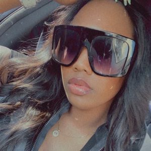 Meet your Posher, Jazmin